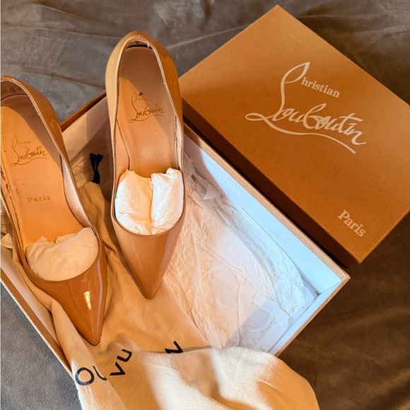 Christian Louboutin Shoes - Christian Louboutin Tan Heels
